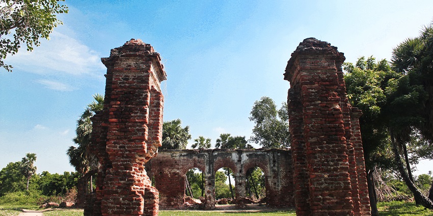 An image of the archaeological ruins at Arikamedu, one of the best things to do in Pondicherry
