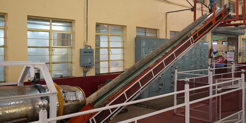 A picture of Highfield Tea Factory in Coonoor showcasing the tea-making process