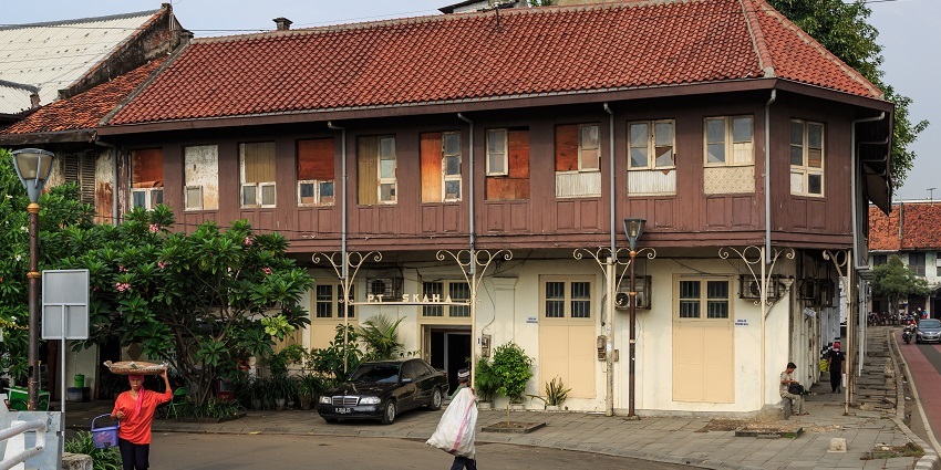 View of a colonial building around the Jakarta old town