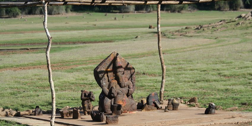 A glimpse of an old Ganesh temple in Kabini showcasing intricate architecture.