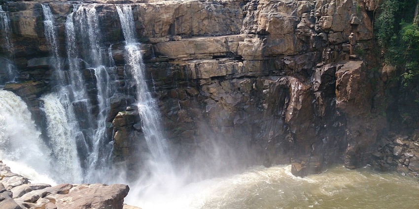 Vajrapoha Falls feature cascading waters, lush surroundings, and breathtaking views.