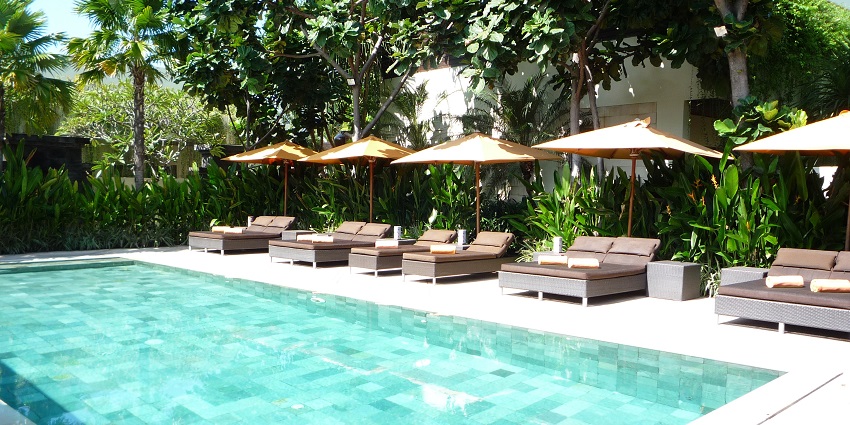 Inside Fariyas, feature the resort with modern amenities and relaxing spa services