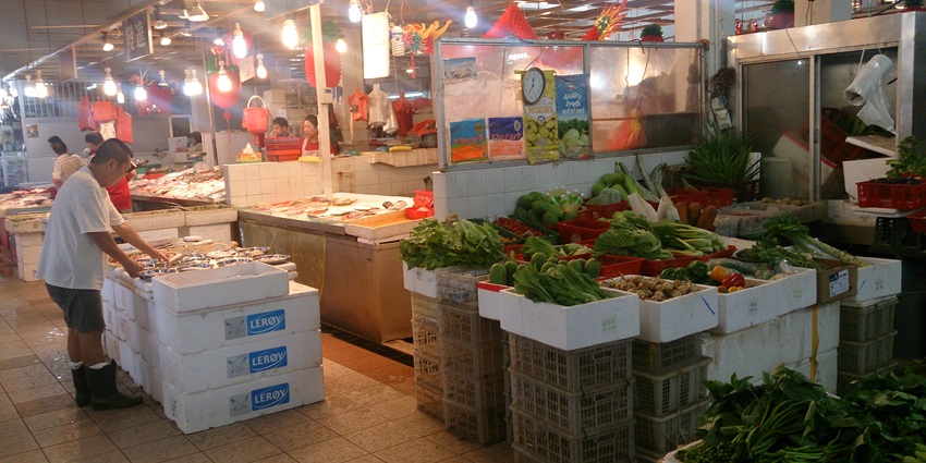 Local and exotic fishery shopping place in Alibaug in the authentic market