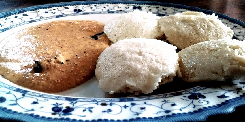 The famous street food in Kodaikanal is Soft and fluffy idlis served fresh at Seven Roads.