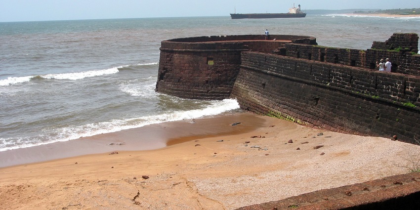 Aguada Fort is one of the best places to visit in Goa in monsoon season due to its dramatic lighthouse