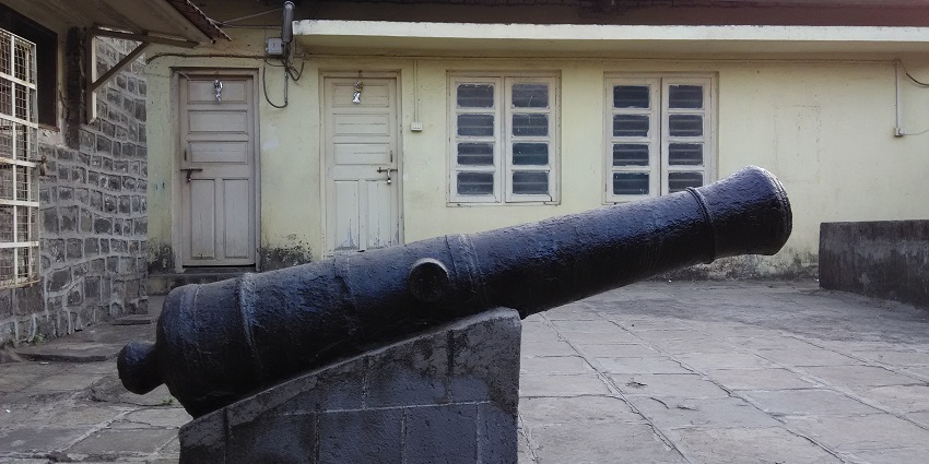Old fort remains and a canon at St. George, one of the places to visit in South Mumbai