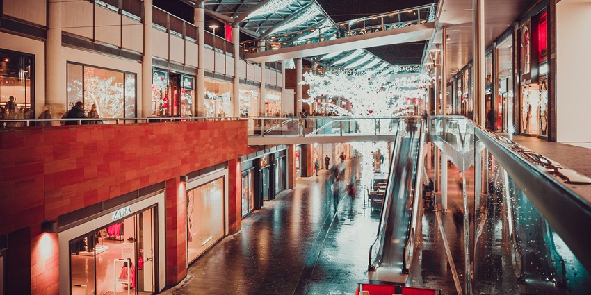 Forum Fiza Mall in Karnataka feature vibrant shopping, dining, and entertainment.