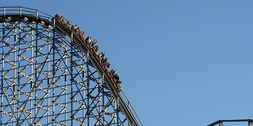 A glimpse of a giant thrilling ride at the famous Funland Adventure Park, Maharashtra.
