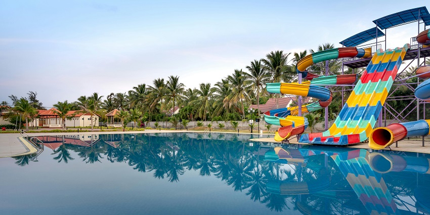 Swimming pool with slides at the Funtasia Water Park