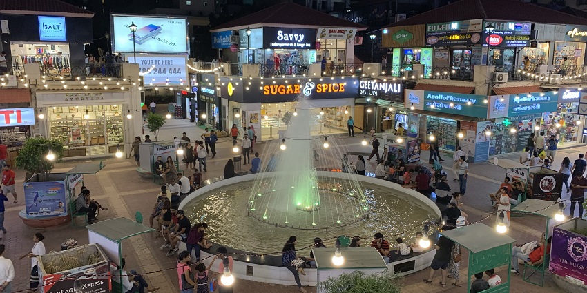 Snapshot from the Galleria Market shopping complex in haryana which is best place for shopping in Gurgaon