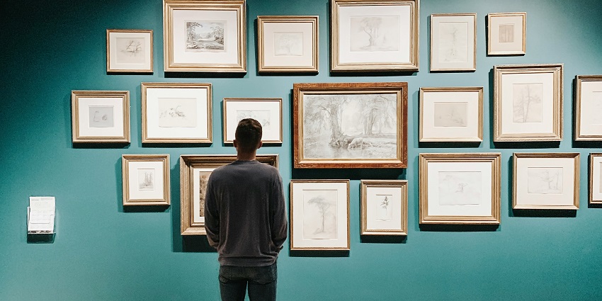 Finest art displayed at Gallery XXL, an art gallery in Mumbai.