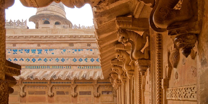 Ganeshgule Temple is one of the best temples in Ratnagiri attracting many visitors.