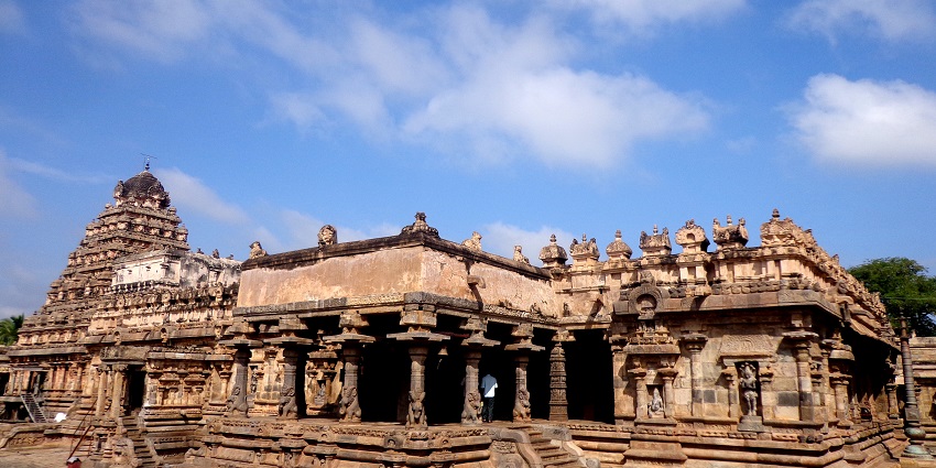 The Brihadisvara Temple is a Hindu temple dedicated to Shiva in Gangaikonda Cholapuram.