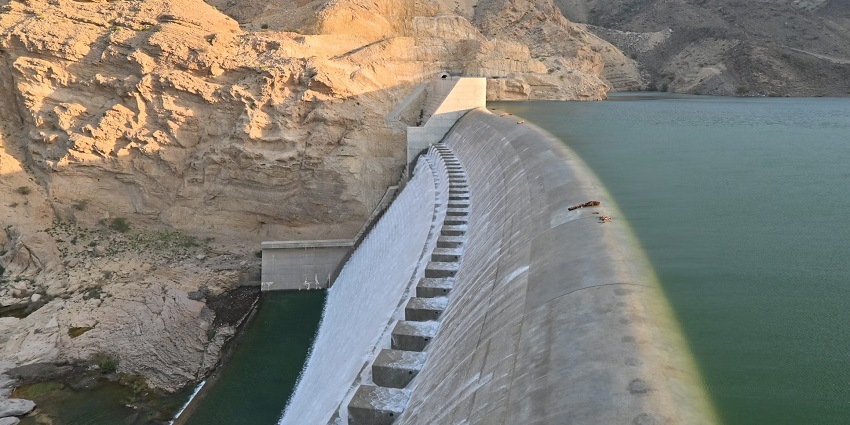 Gangapur Dam offers scenic views, lush hills, and is ideal for picnics and walks