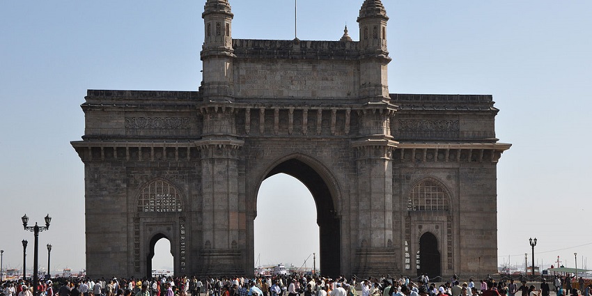 An image showing the Gateway of India in Mumbai, a popular tourist attraction near Marine Drive.