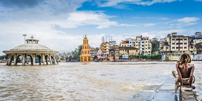 Flooded Godavari River in Nashik, a tourist attraction near the Ramshej Fort Nashik.