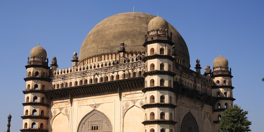 Gol Gumbaz is one of the places to visit near Bijapur in Karnataka.