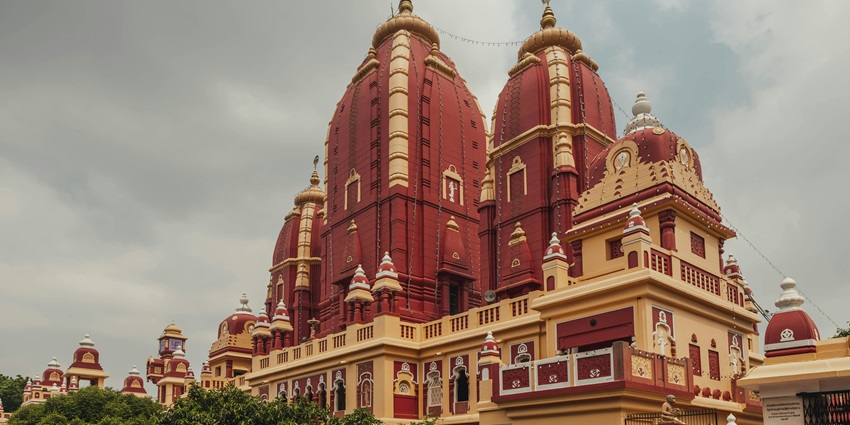 Gommatagiri Digambar Jain Temple is a spiritual destination attracting many pilgrims.