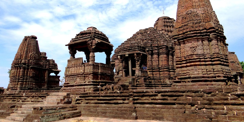 The beautiful facade of the one of the Hemadpanthi temples in Maharashtra.