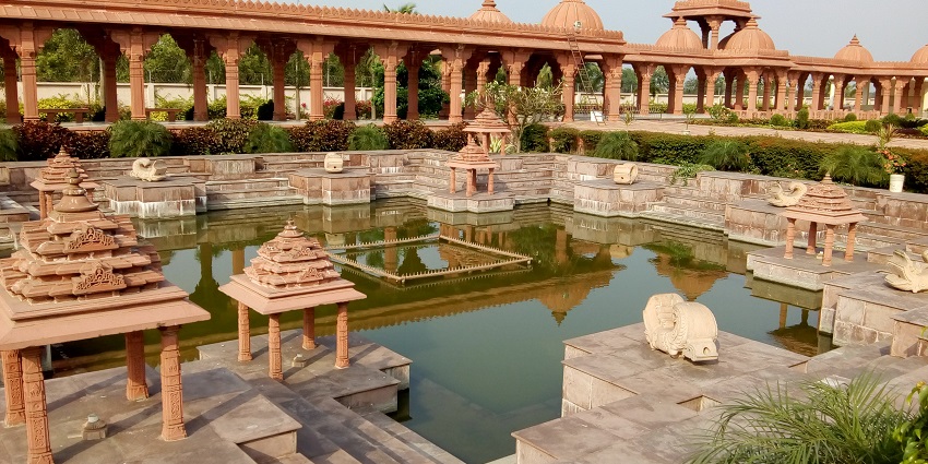 The sacred Gopal Mandir is one of the best places to visit in Sagar for spiritual souls.