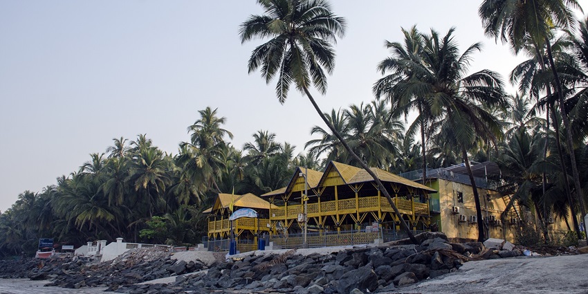 Gorai Beach features serene surroundings, water sports, and beautiful sunsets