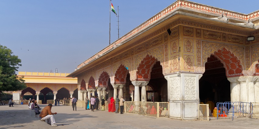 Seek blessings from the Govind Dev Ji Temple which is located in Jaipur, Rajasthan.