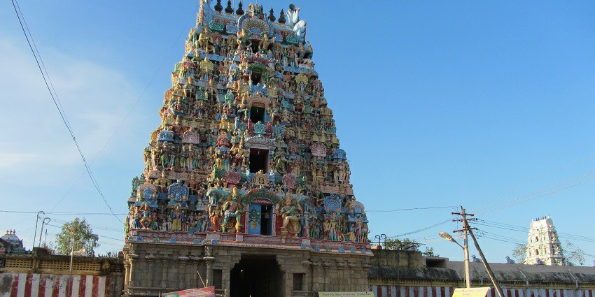 Alangudi Temple, a Navagraha temple in Tamil Nadu, known for its traditional architecture.