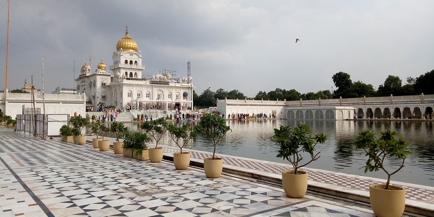 A serene view of a Gurudwara, a Sikh place of worship, one of the famous places near Nanded Fort.