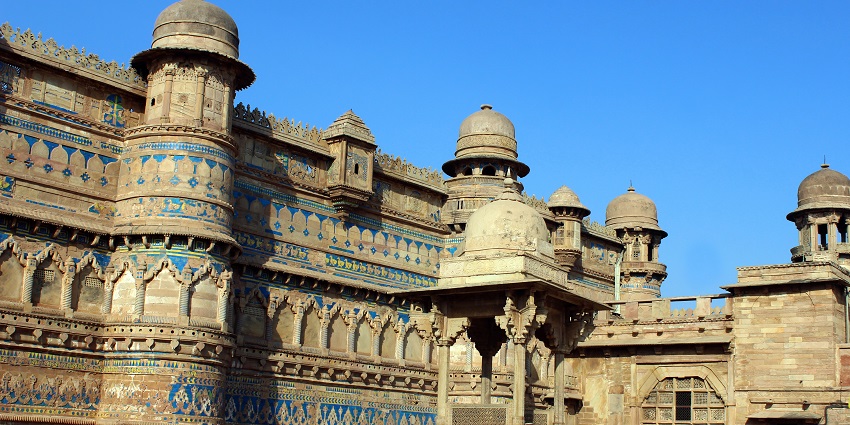 Image of Majestic Gwalior Fort overlooking the city of Gwalior, Madhya Pradesh