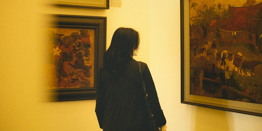 Gyaan Adab offers mesmerizing artwork.