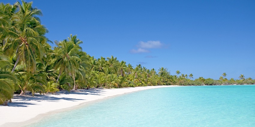 Half Moon beach welcomes its visitors with stunning views and serene atmosphere.