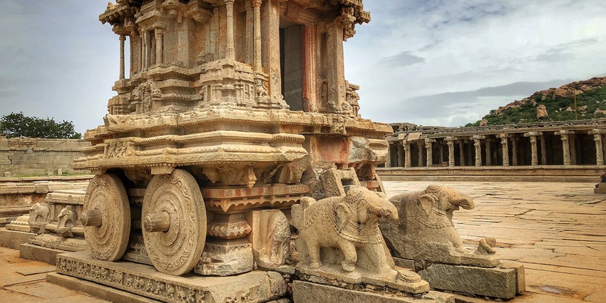 Places to visit in Karnataka in March include Hampi with ancient ruins, stunning landscapes, and rich cultural heritage.
