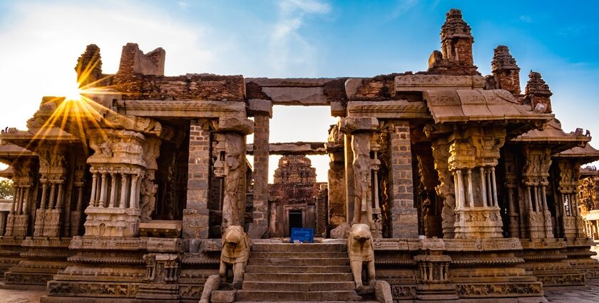 Explore places to visit in Hampi, the UNESCO site with ancient ruins, temples, and beautiful landscapes.