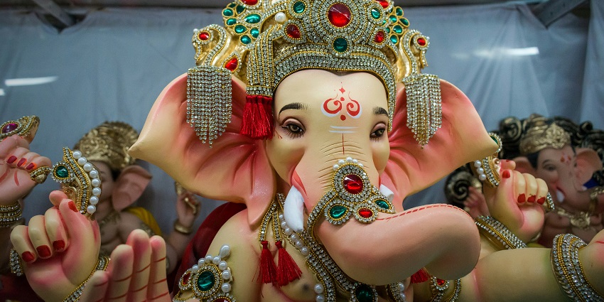 A view of the Haridas Naar Ganapati Temple, one of the top Ganesh temples in Mumbai.