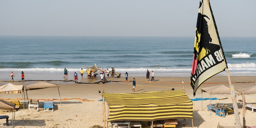 Panoramic image of the Harnai Beach and the beautiful clear waters of Arabia
