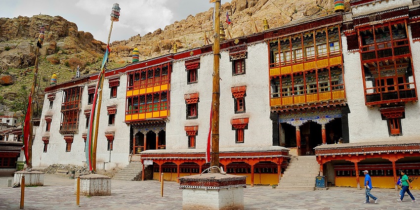 Hemis Monastery: vibrant festivals, intricate murals, and serene Himalayan backdrop.
