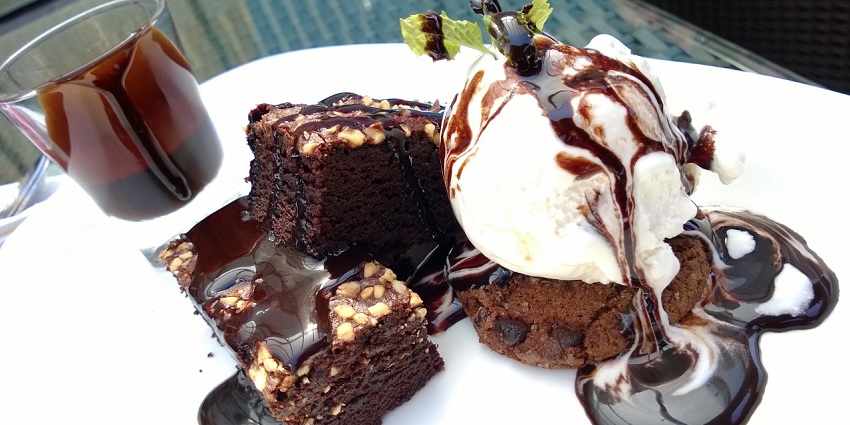 High Spirits Café is one of the best cafes to visit in Pune at night for an enriching time