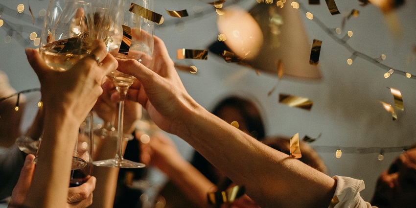 An image of a celebration at one of the best party places in Bangalore — High Ultra Lounge.