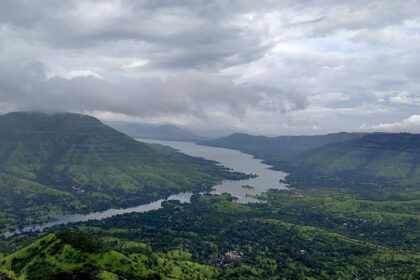 Explore the stunning Mahabaleshwar, one of the top hill stations near Nanded.