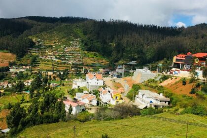 A picture of a hill station near Ooty, which is renowned for its gardens and scenic views.