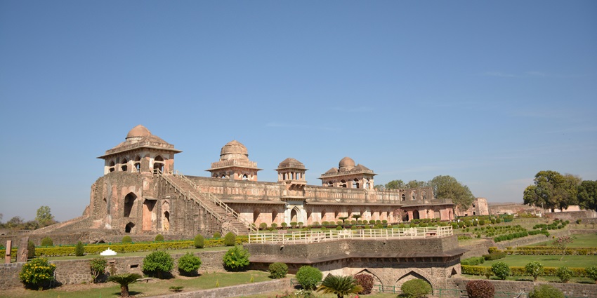 A view of the grand Hindola Mahal showcases sloping side walls, one of the best places.