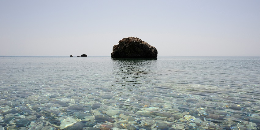 Honnamana Hole, the serene lake with clear waters and scenic beauty