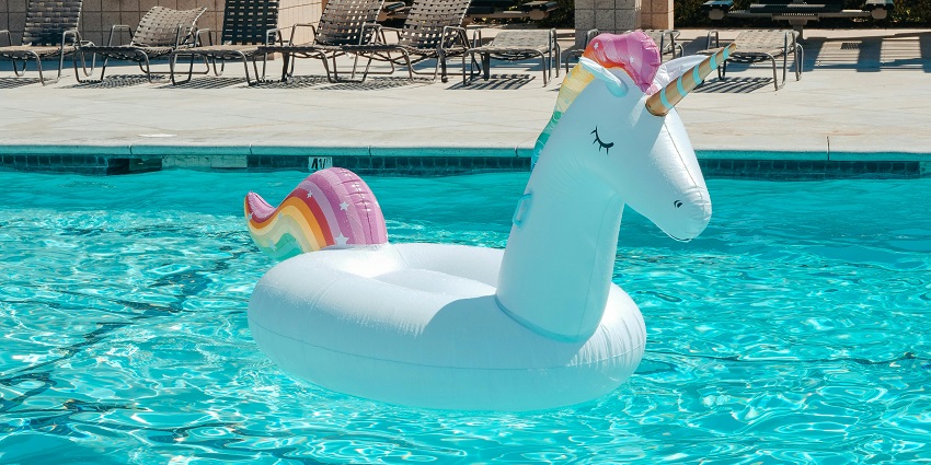 A large pool with clear water with a welcoming ambience and perfect for private gatherings.