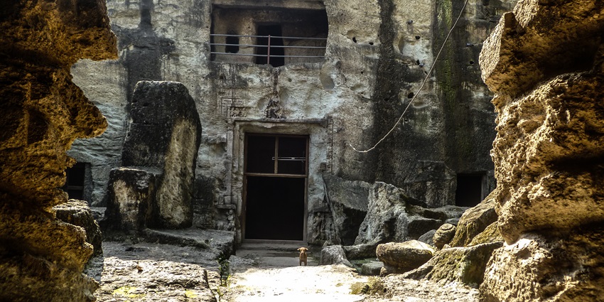 Entrance view of Jogeshwari Caves, highlighting the ancient rock-cut architecture