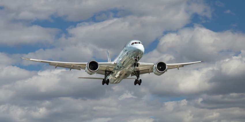 A view of an aeroplane, one of the most convenient and easiest ways to reach Maharashtra.