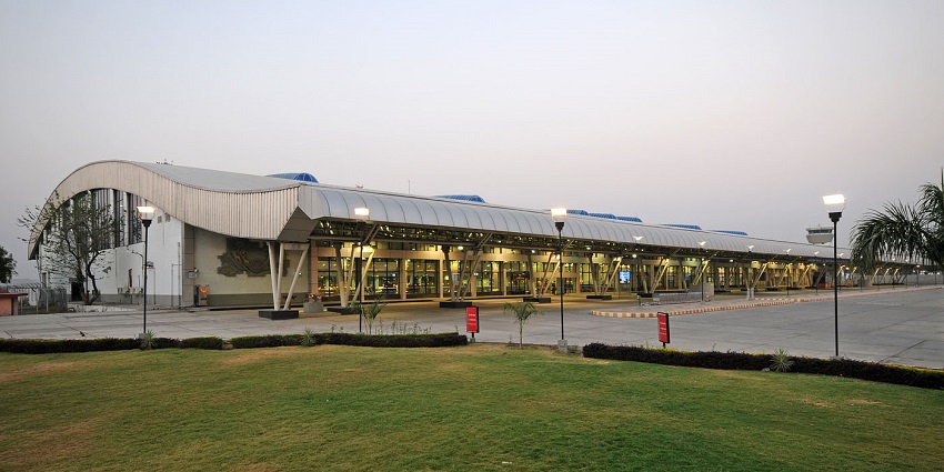 An image of Chikkalthana Airport, the nearest airport to Ajanta and Ellora caves.