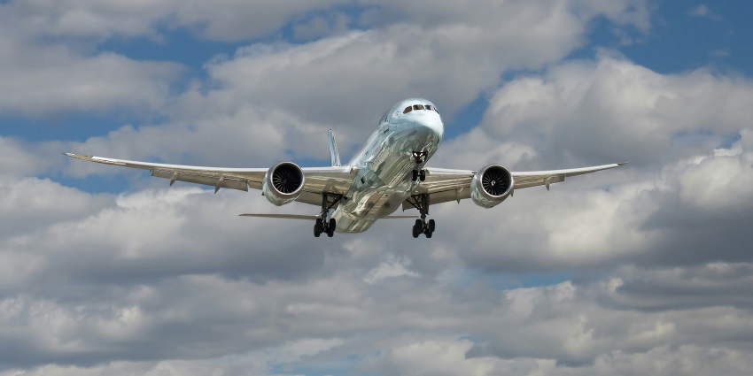 A view of an aeroplane, one of the most convenient and easiest ways to reach Maharashtra.