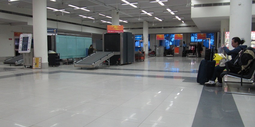 A taxi or cab from the Jodhpur airport makes these museums easily accessible