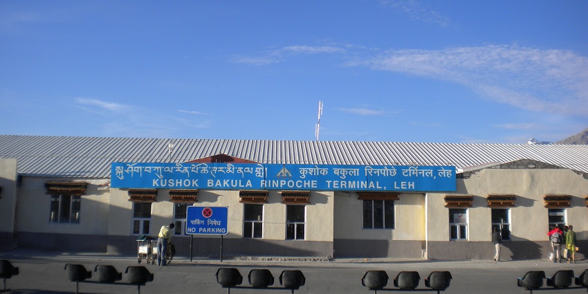An image of Kushok Bakula Rimpochee Airport, the nearest airport to Phugtal Monastery.