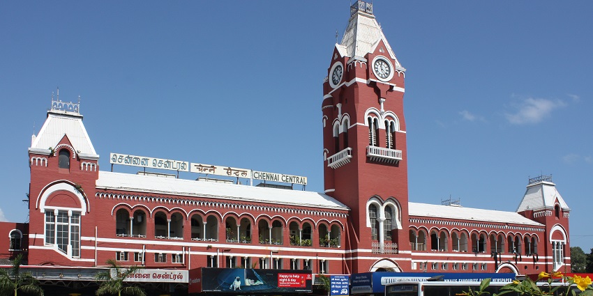 Travelling to Pondicherry by bus, train, taxi, or air.